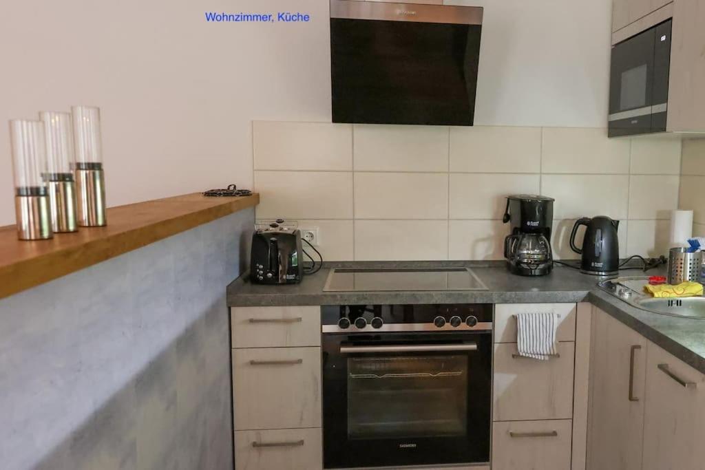 Freundliche Wohnung Mit Parkplatz Und Terrasse Neubrandenburg Ngoại thất bức ảnh